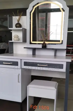 Executive Large Dressing Table With Sliding Mirror BD