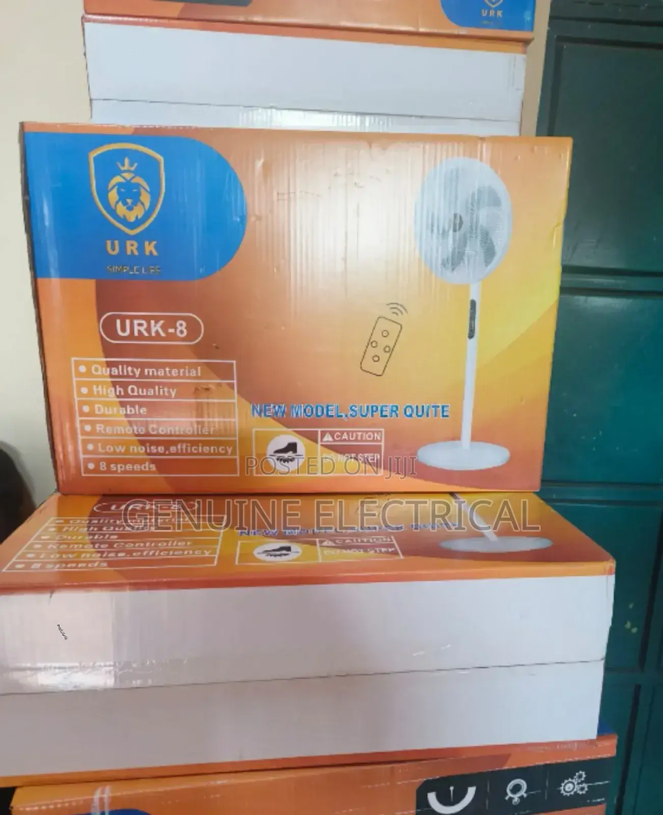 Remote Controlled Urk 16" Standing Quiet Fan RKF