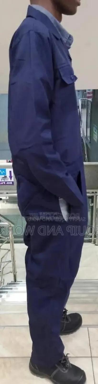 Antistatic Suit - main view