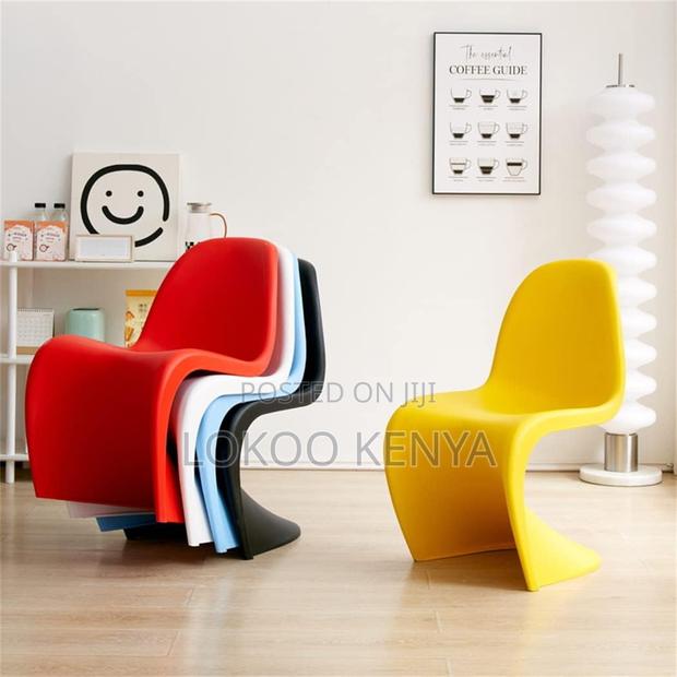 Home Chair: Modern Nordic S-Type Backrest Chair