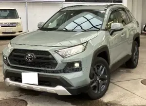 Toyota RAV4 Adventure 2022 Green
