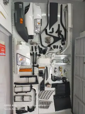 Isuzu,Hino,Dyna,Mitsubishi,Canter Body Parts