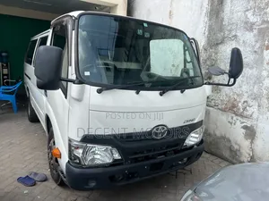 Toyota Dyna 2018 White