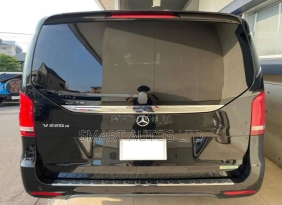 Mercedes-Benz V-Class 2017 Black