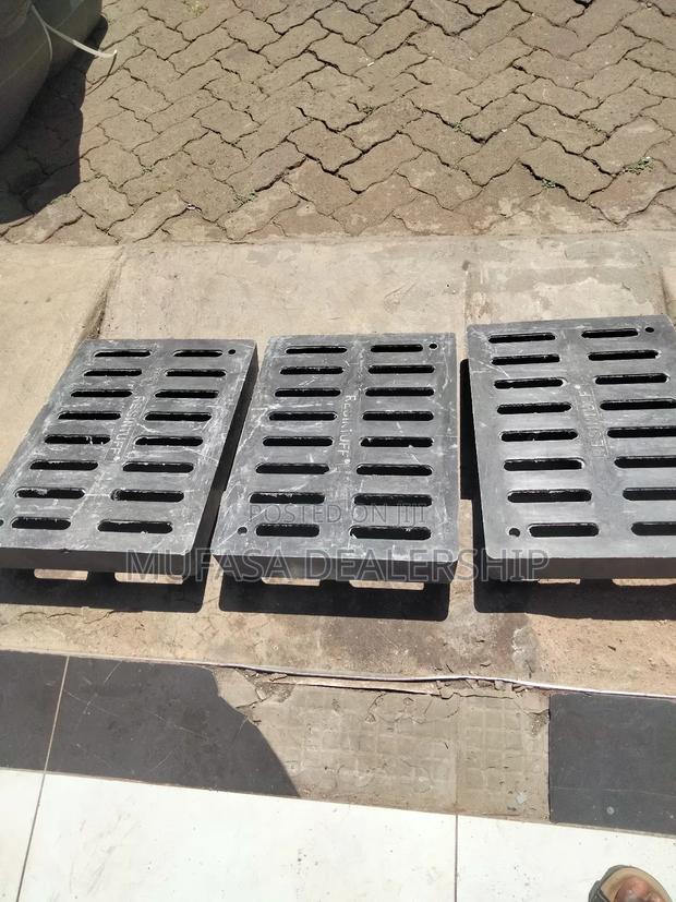 Reinforced Gully Gratings Cover - thumbnail 3