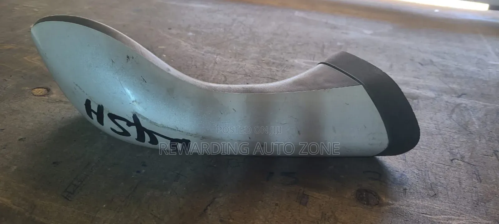 Toyota Rush Bonnet Mirror.