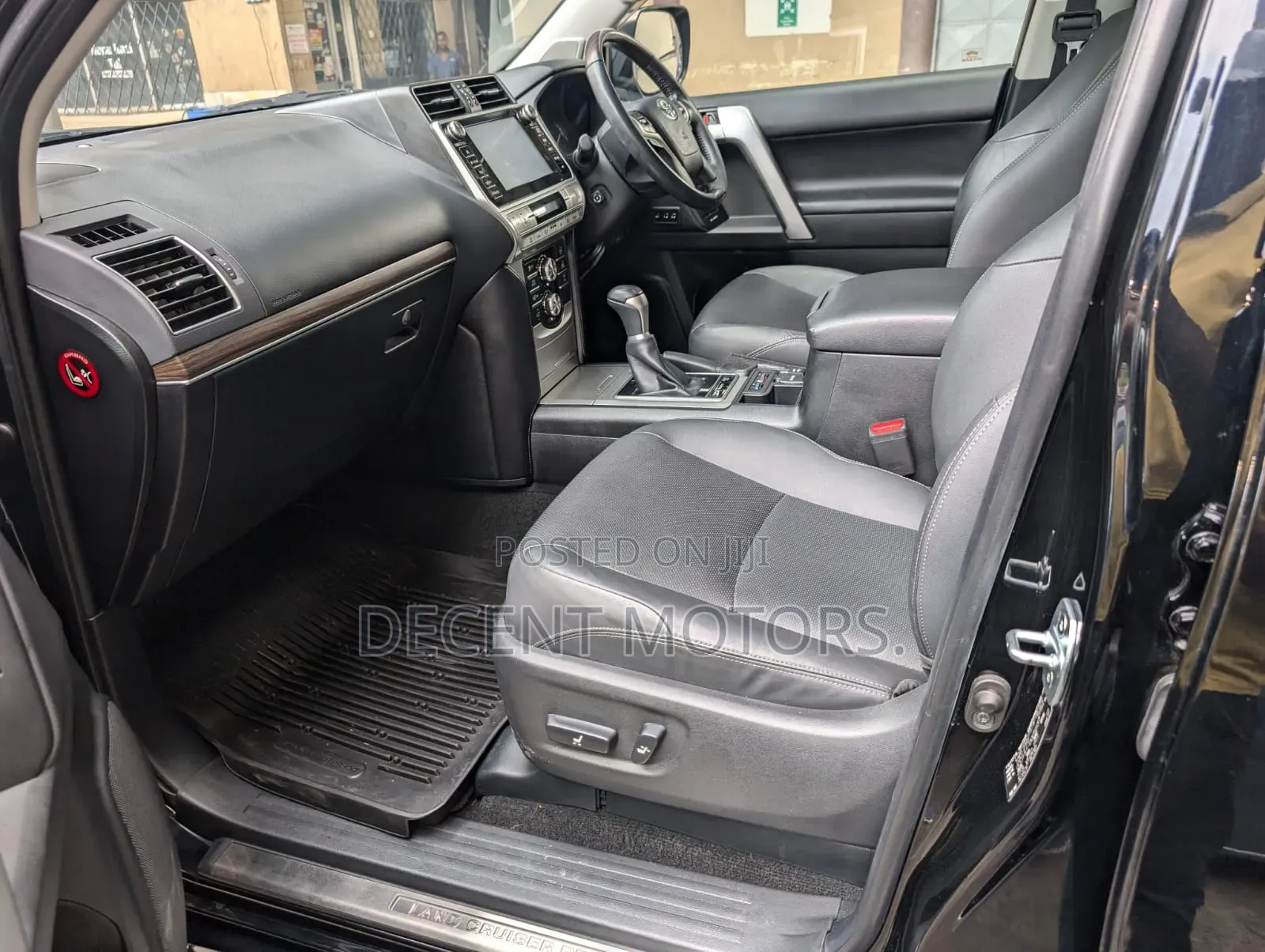 Toyota Land Cruiser Prado 2.8 2018 Black