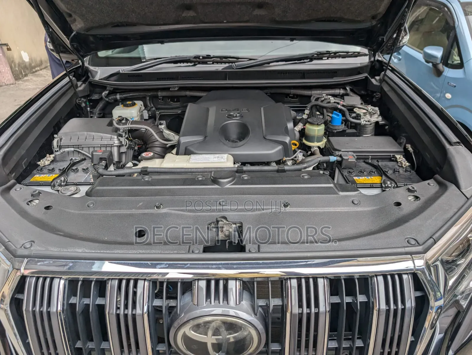 Toyota Land Cruiser Prado 2.8 2018 Black
