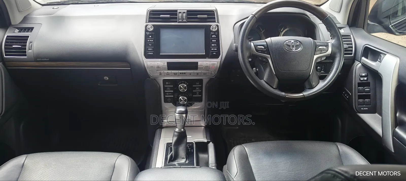 Toyota Land Cruiser Prado 2.8 2018 Black