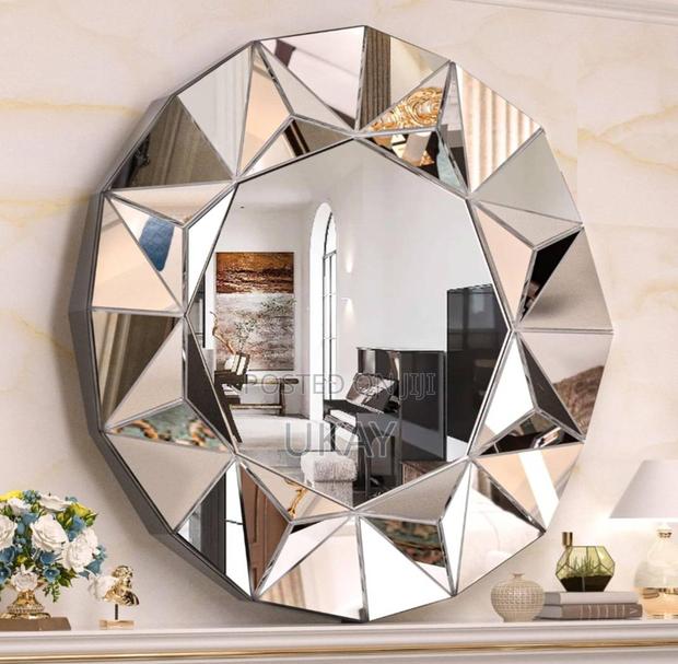 Decorative Round Glass Mirror.