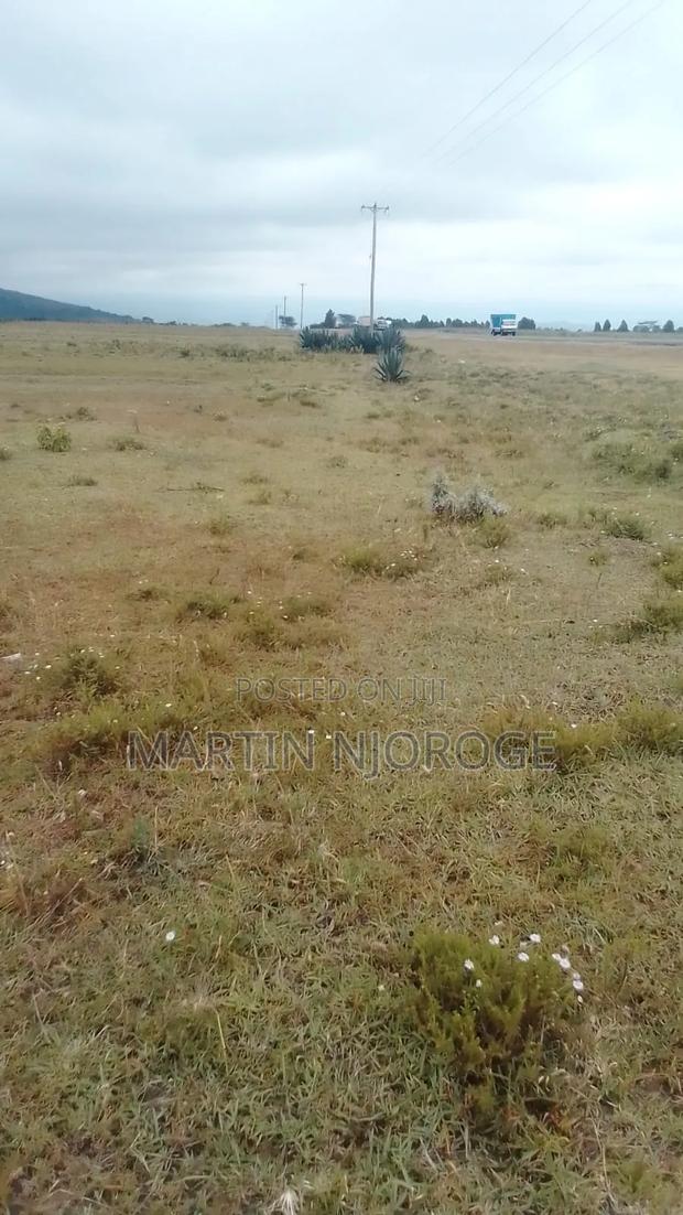 10 Acres Longonot Touching Tarmac - thumbnail 4