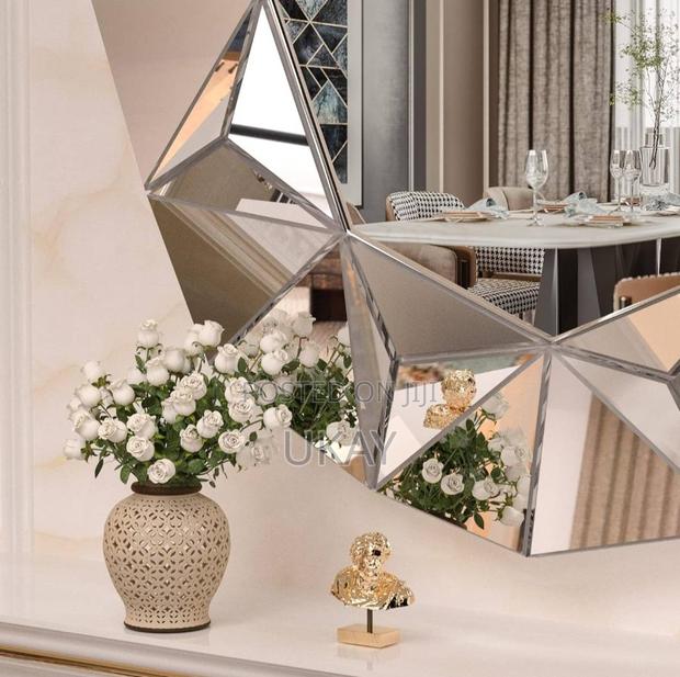 Decorative Round Glass Mirror. - thumbnail 3