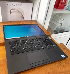 Laptop Dell Latitude 5300 8GB Intel Core i5 SSD 256GB