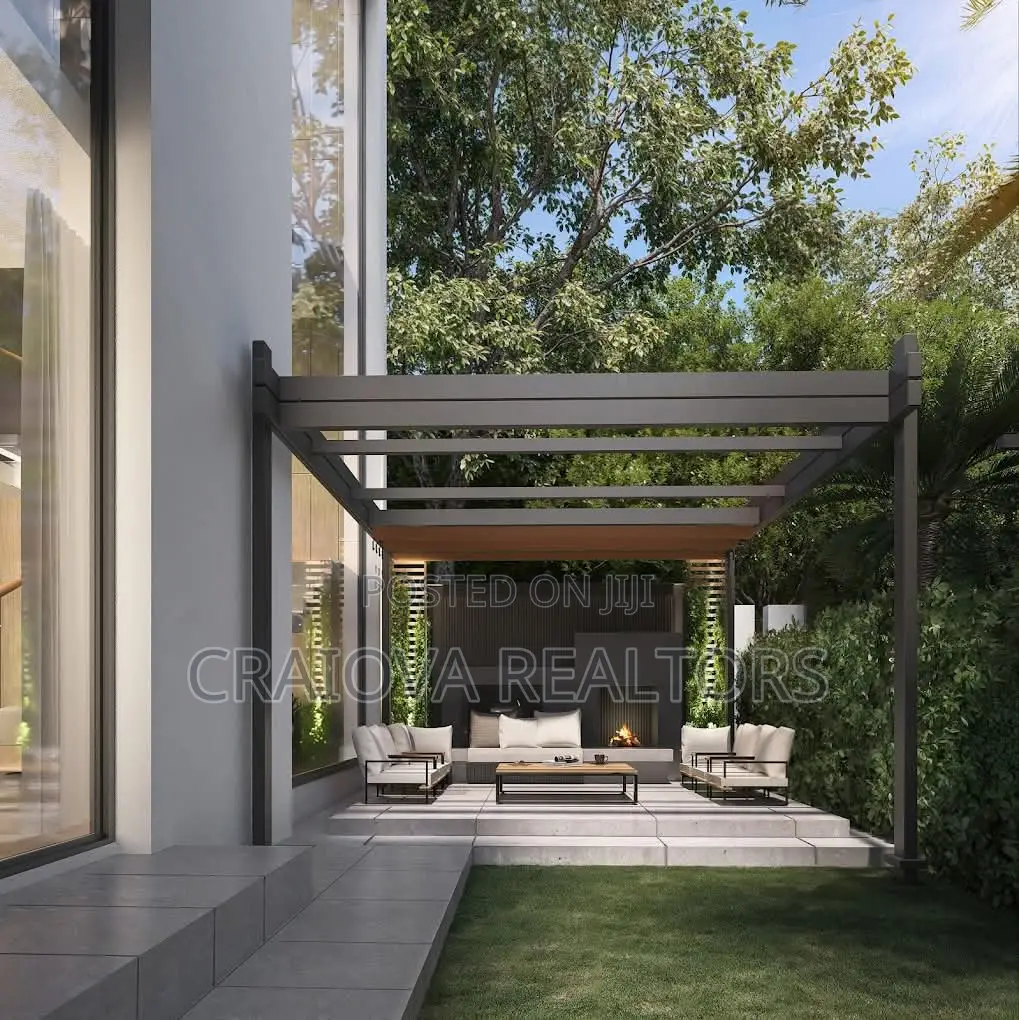 6bdrm Villa in Lavington for sale