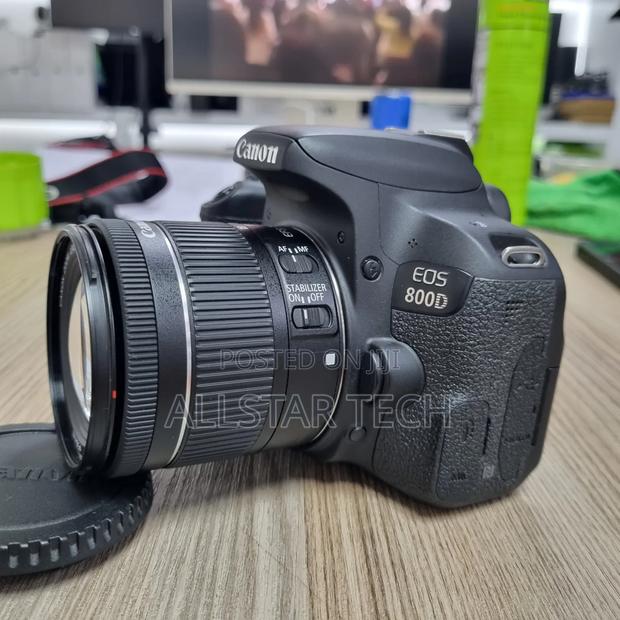 Canon Eos 800d With Ef-S 18-55mm 1:4-5.6 Is STM Lens - thumbnail 4