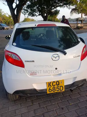 Mazda Demio 2011 Pearl