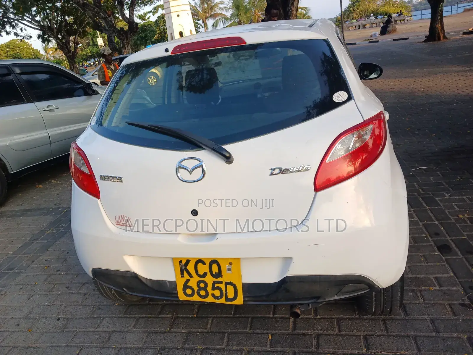 Mazda Demio 2011 Pearl