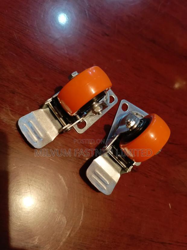 Poly Castor 2swivel With Brake - thumbnail 2
