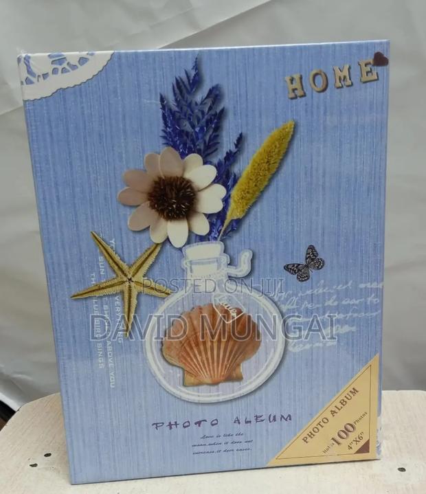 Box Type Photo Album 100 Pictures Flowered - main view