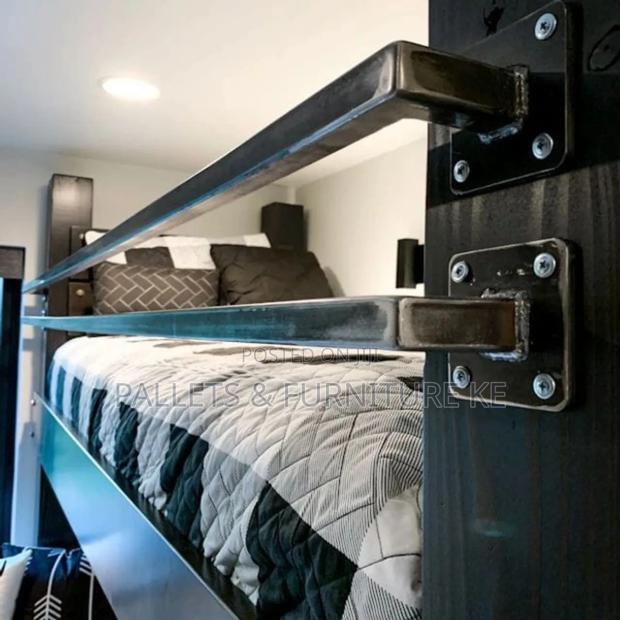 Pine Cypress Nest/Strong Double Bed