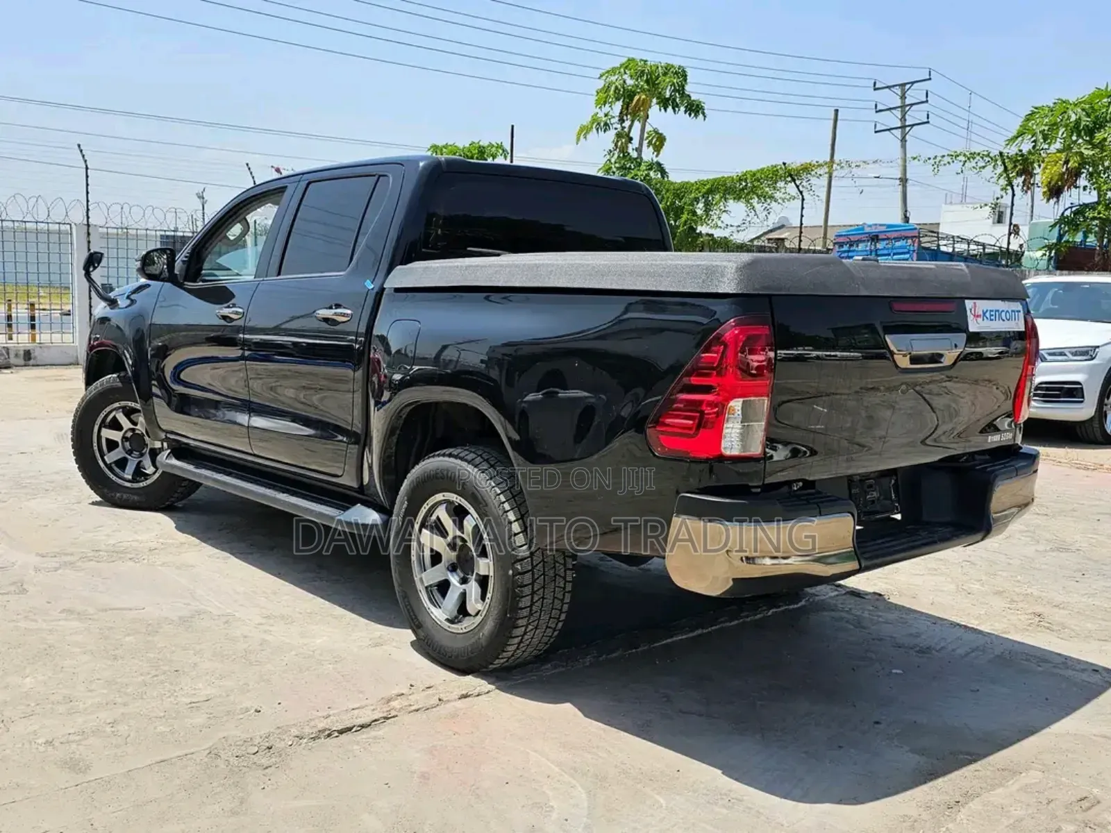 Toyota Hilux 2018 Black