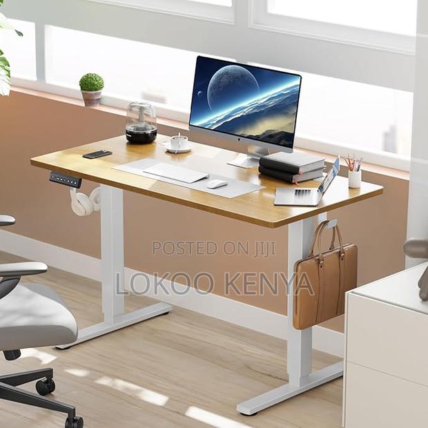 Office Desk: 1.6 Meter Electric Height Adjustable Office Des - thumbnail 3