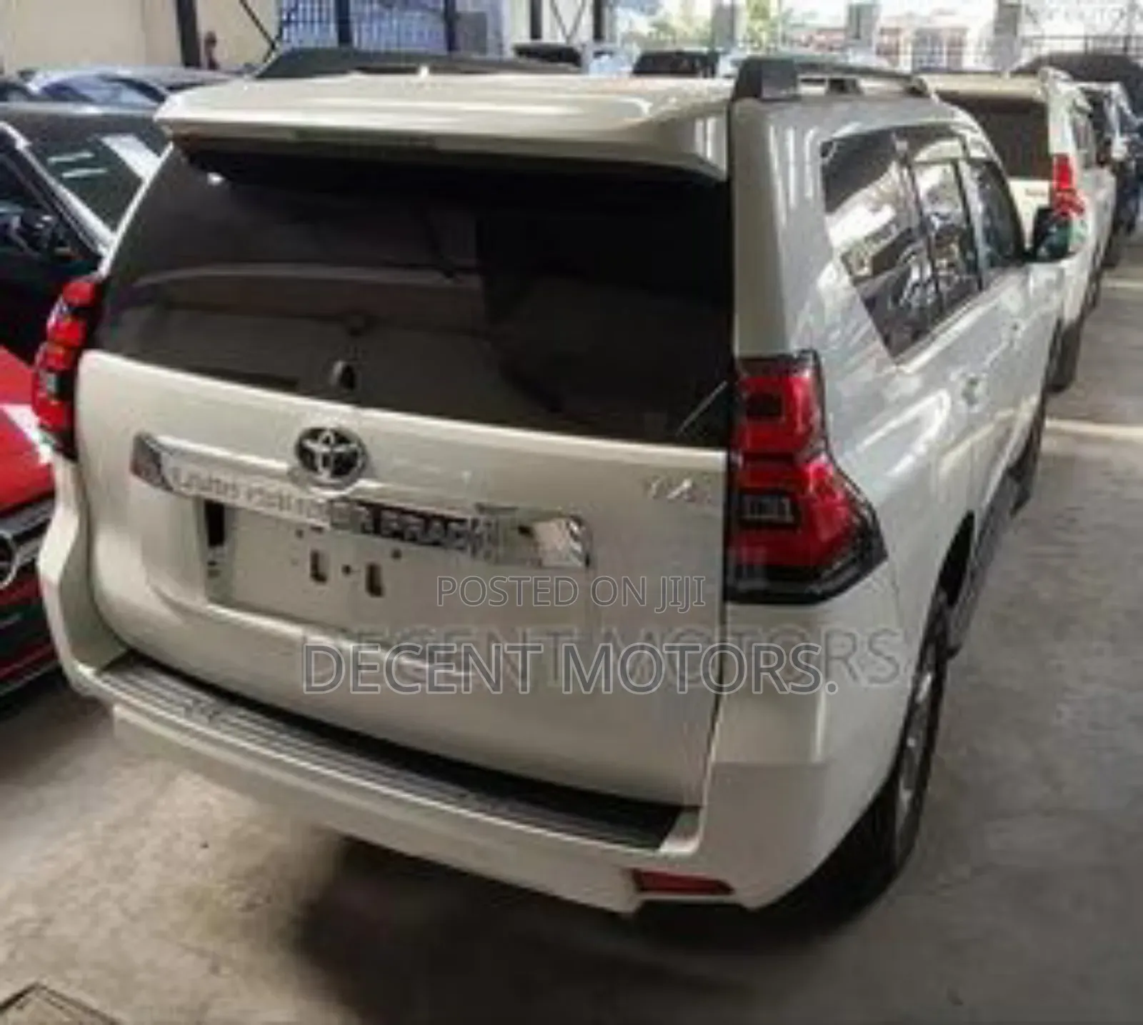 Toyota Land Cruiser Prado 2.7 2019 White