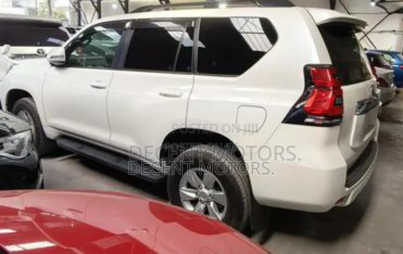 Toyota Land Cruiser Prado 2.7 2019 White