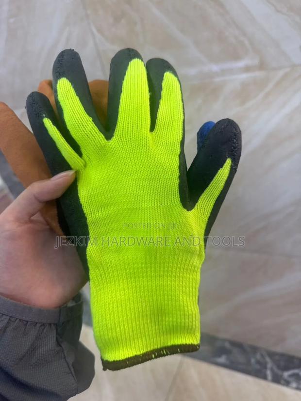 Safety Gloves/Diamond Grip Gloves