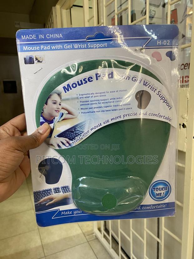 Ergonomic Mousepad With Gel Wrist Support - thumbnail 3