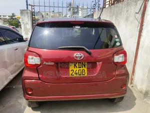 Toyota Passo 2016 Red
