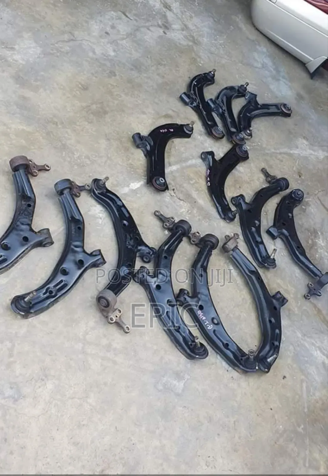 Nissan B 15 Front Arms