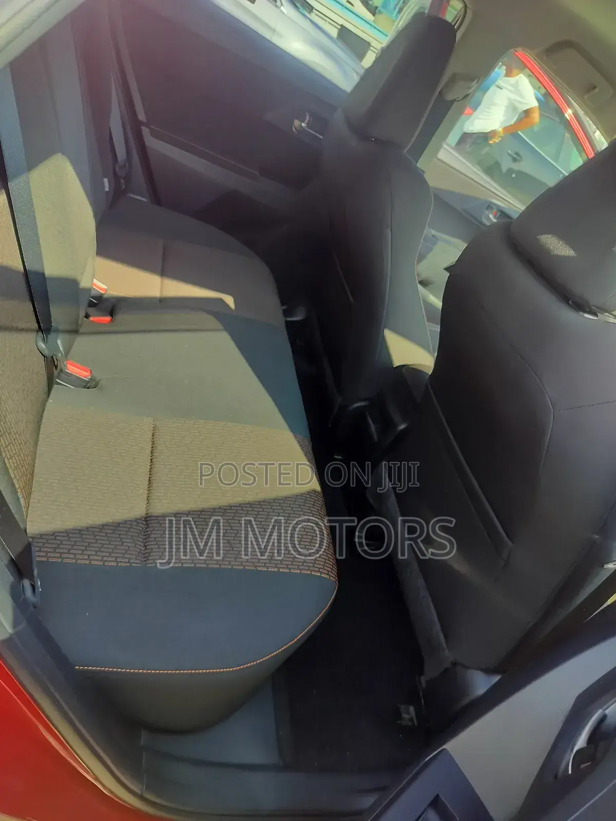 Toyota Auris 2018 Orange