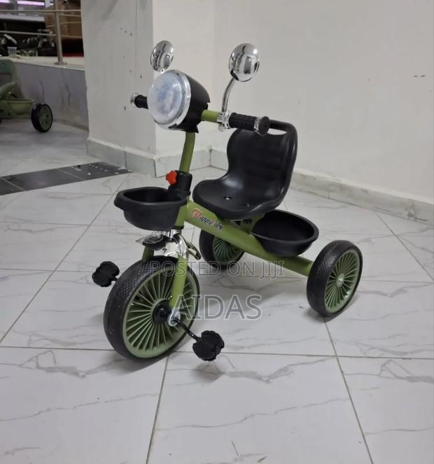 Kids Tricycle With Side Mirror