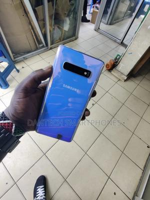 Samsung Galaxy S10 Plus 128 GB Gold - main view