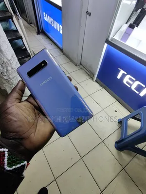 Samsung Galaxy S10 Plus 128 GB Gold