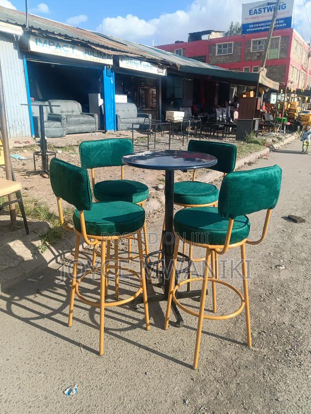 High Bar Set or Counter Set, Emarld Green Stools  - thumbnail 3