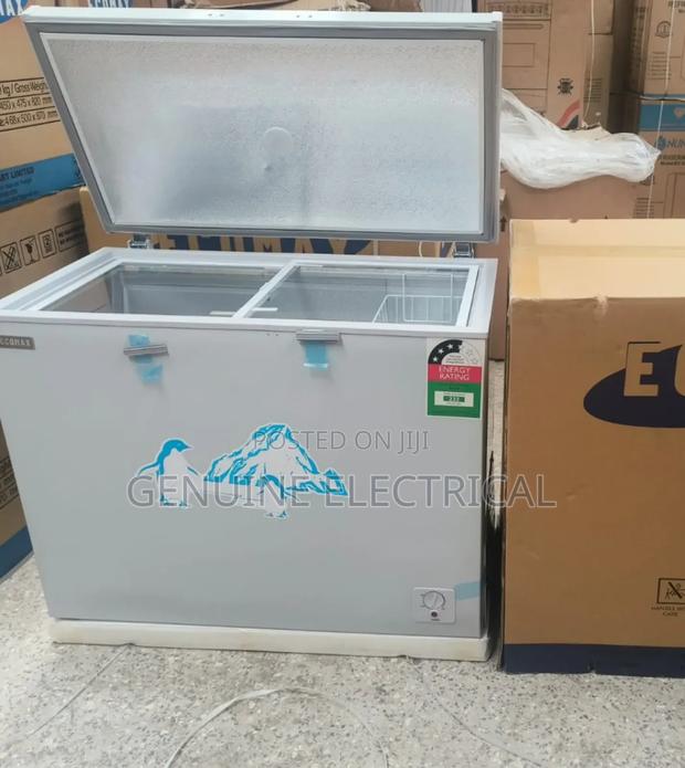 Grey Ecomax 219 Litres Chest Freezer E219/L