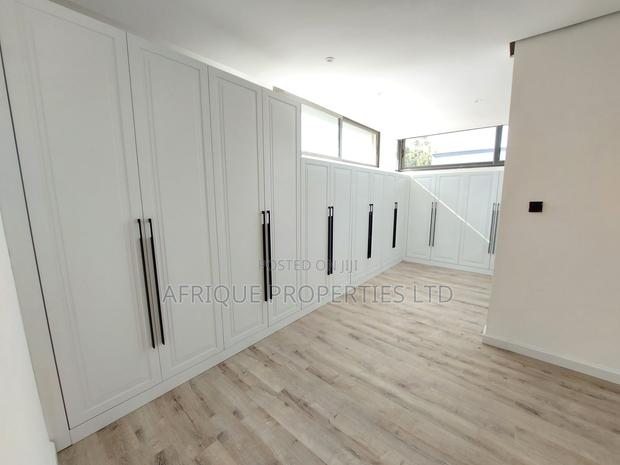 5bdrm Villa in Lavington for sale - thumbnail 17