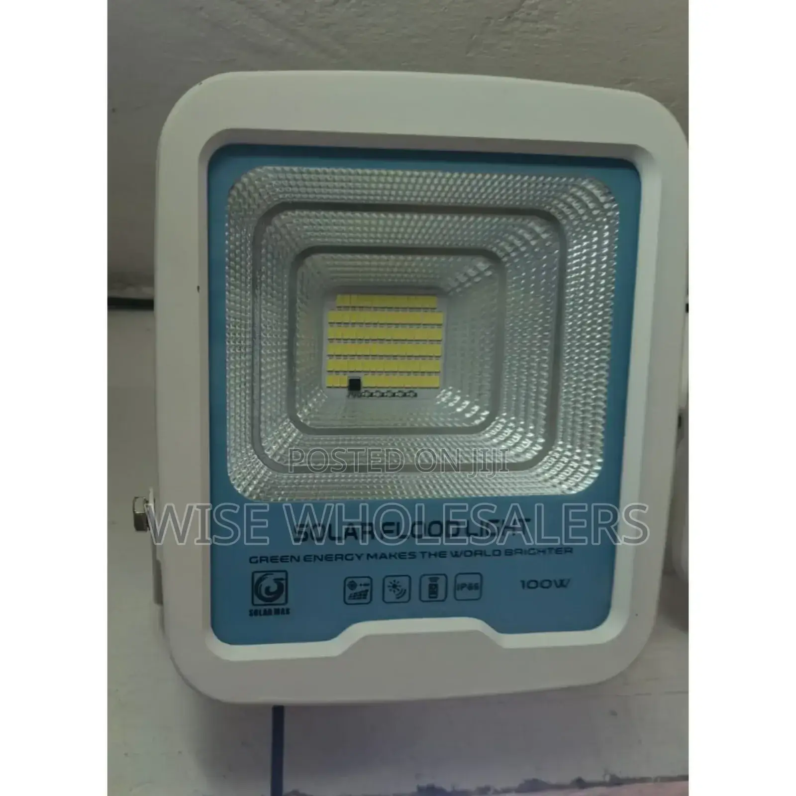100watts Solarmax Solar Floodlight -