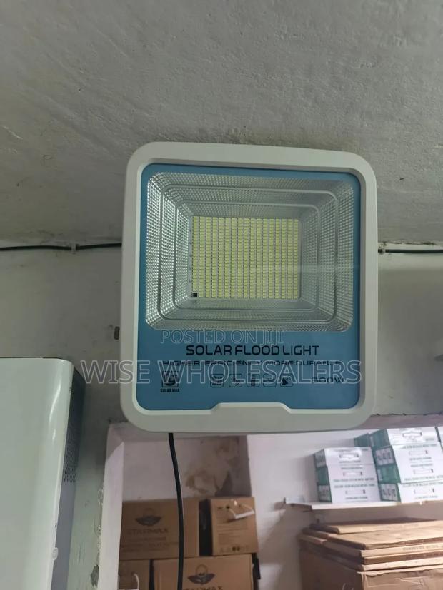 200watts Solarmax Solar Floodlight-