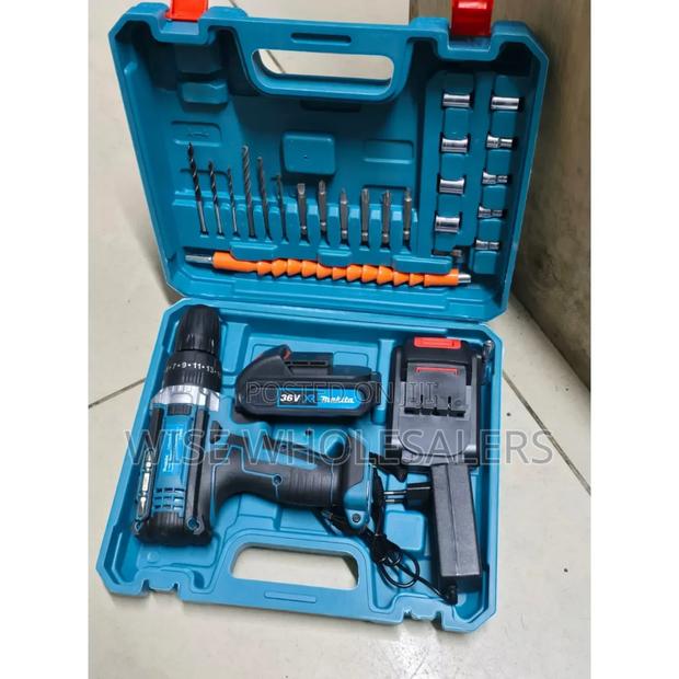 Makita 36v Cordless Drill
With Accessories ~ √°