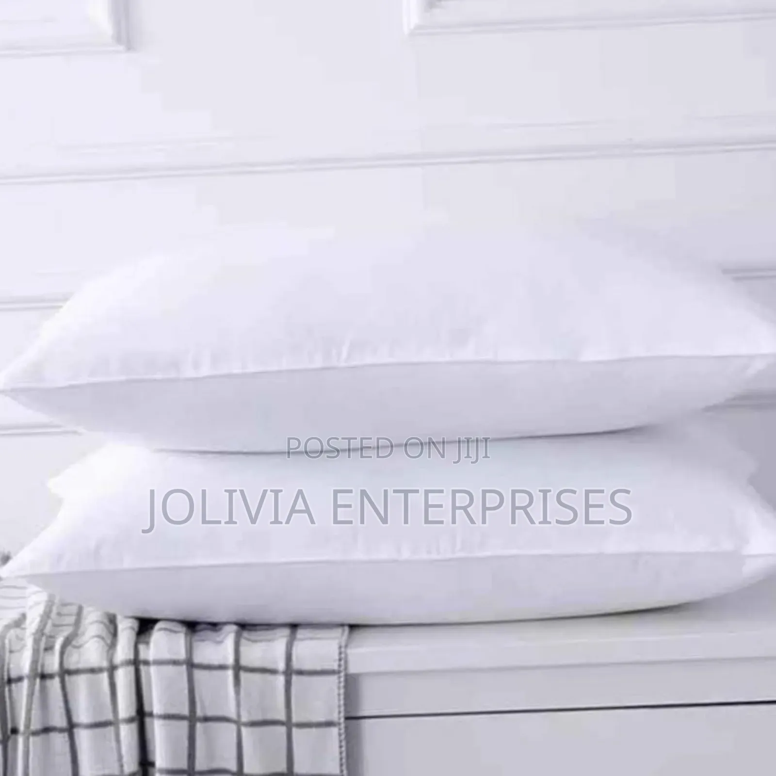 Compressed Fiber Pillows 1000gms