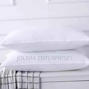 Compressed Fiber Pillows 1000gms