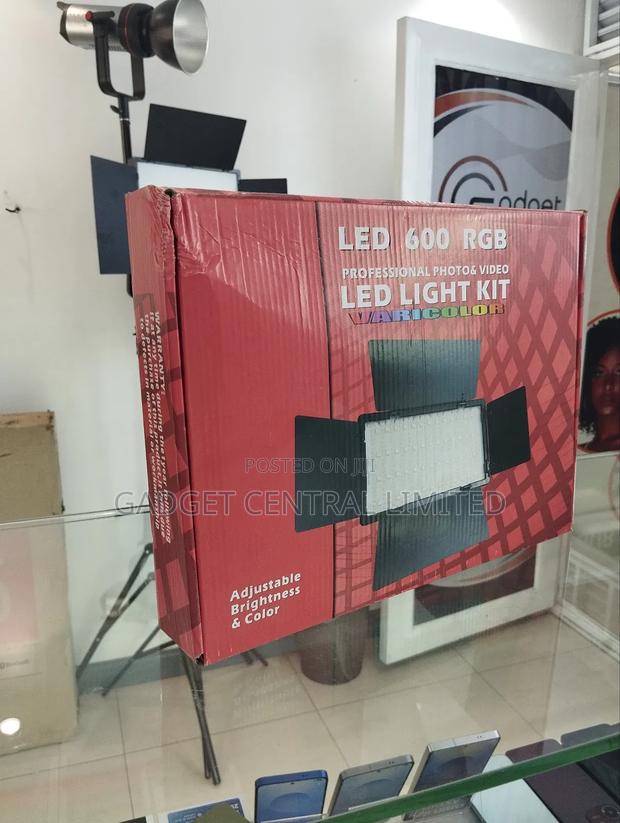 Light Kit Pro LED 600 RGB Video Light - thumbnail 2