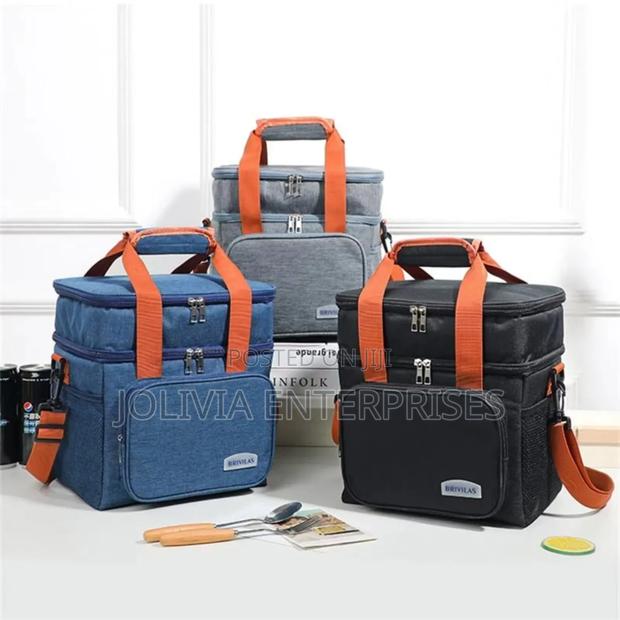 Double Layer Insulated Lunch Bag With Removable Strap.