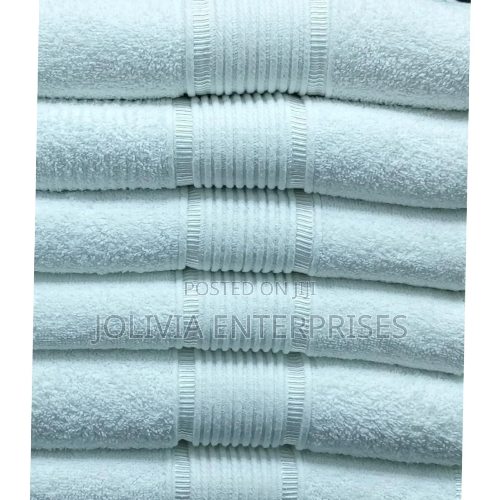 Medium Size Hotel White Towels