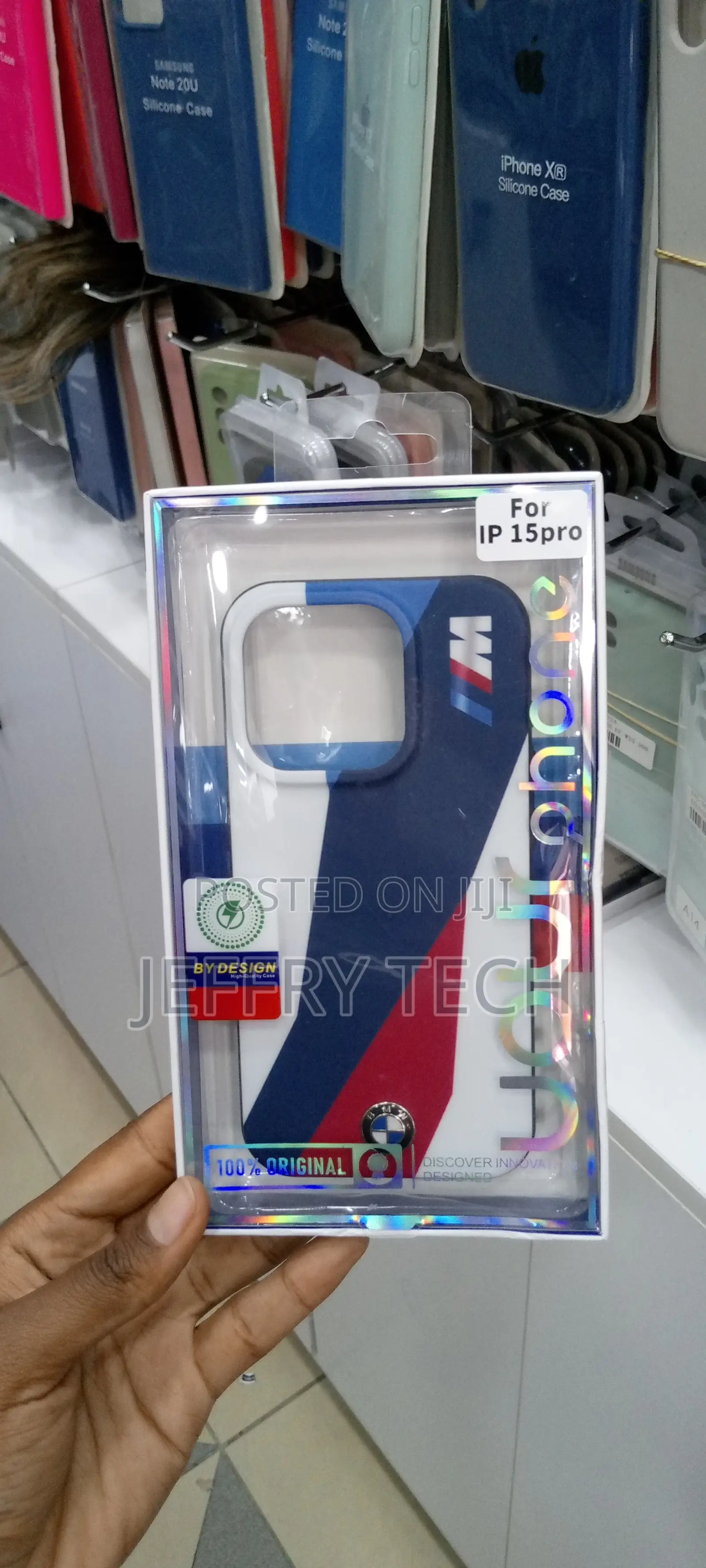 BMW CAR LOGO iPhone 15 Pro Back Phone Case R Multicolor