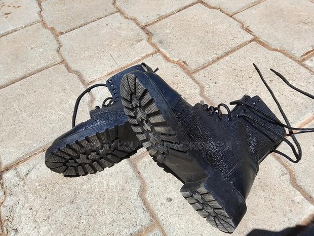 Security Boots - main view