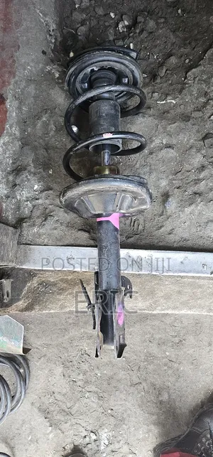 Mitsubishi Colt Shocks
